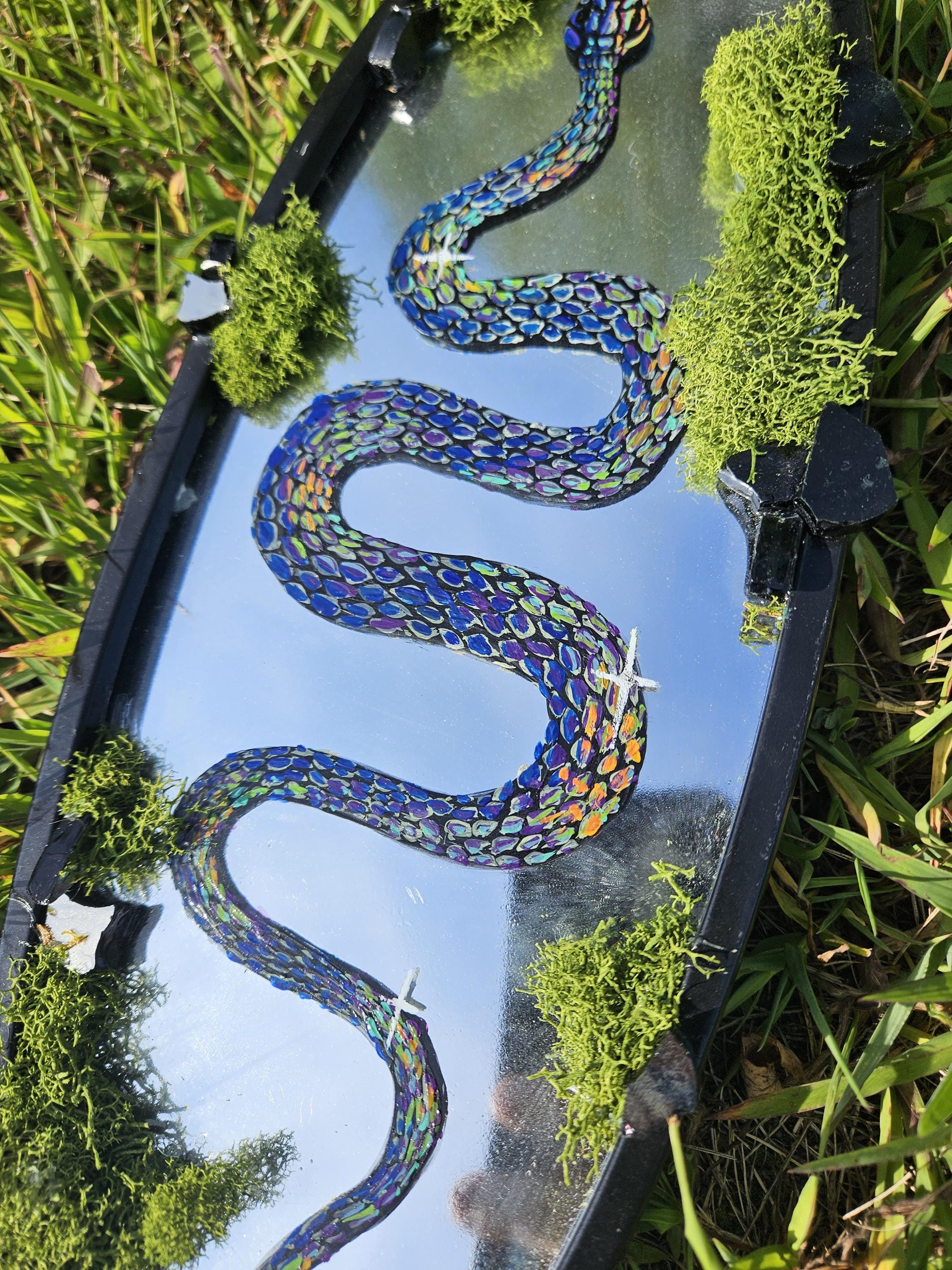 Mirror Painting: Inridecent Snake