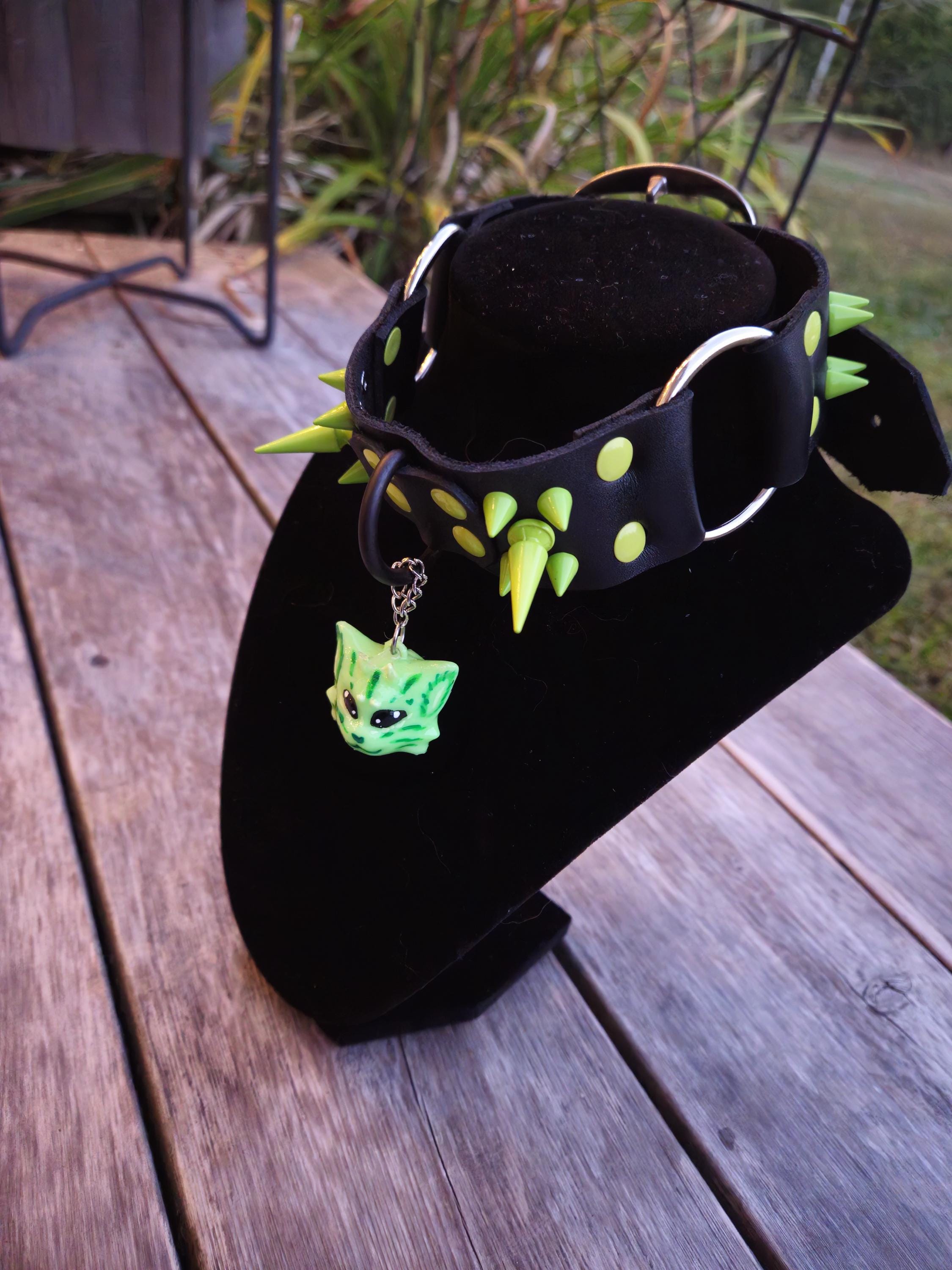 Alien Cat Genuine Leather Choker