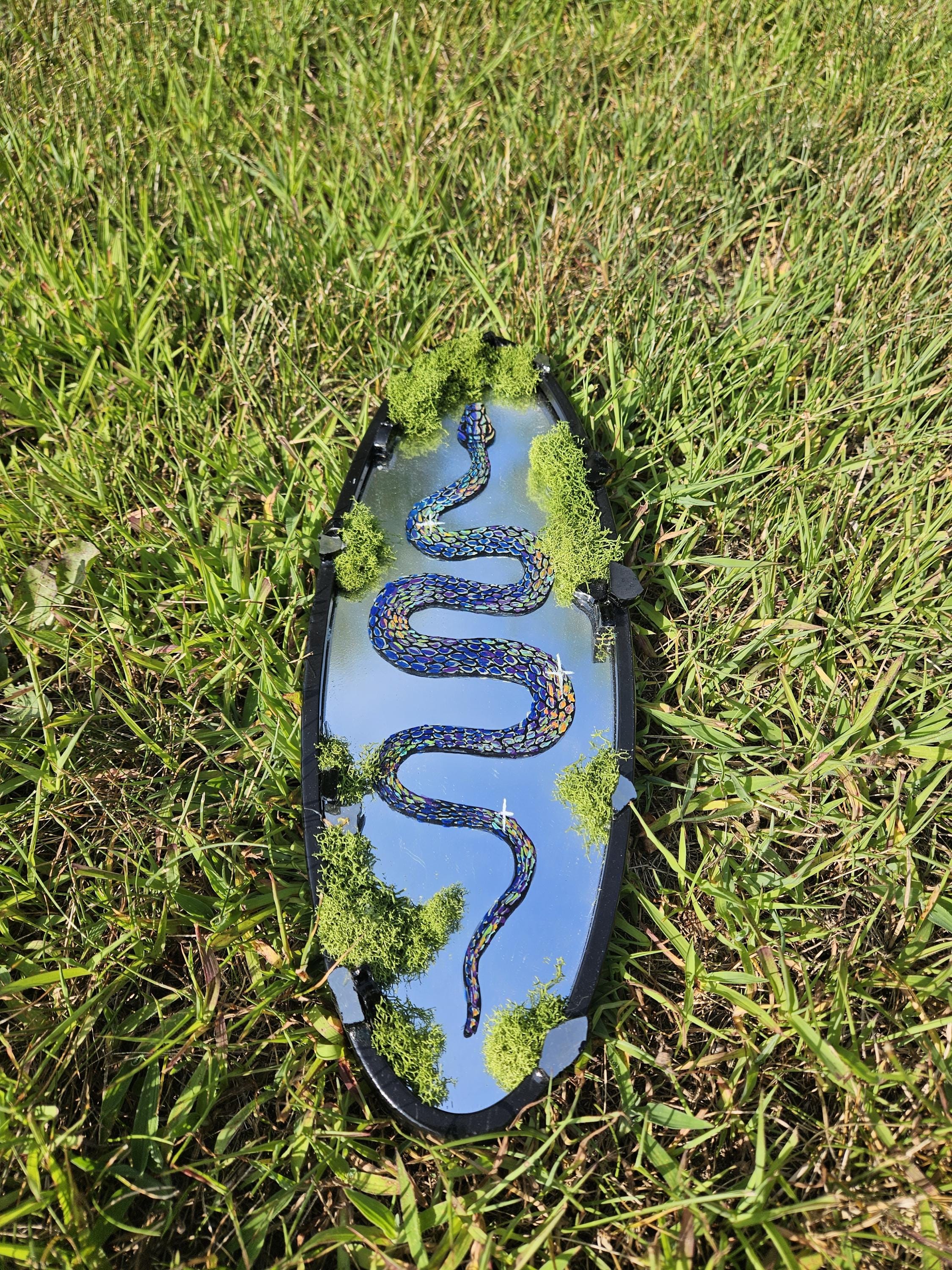 Mirror Painting: Inridecent Snake