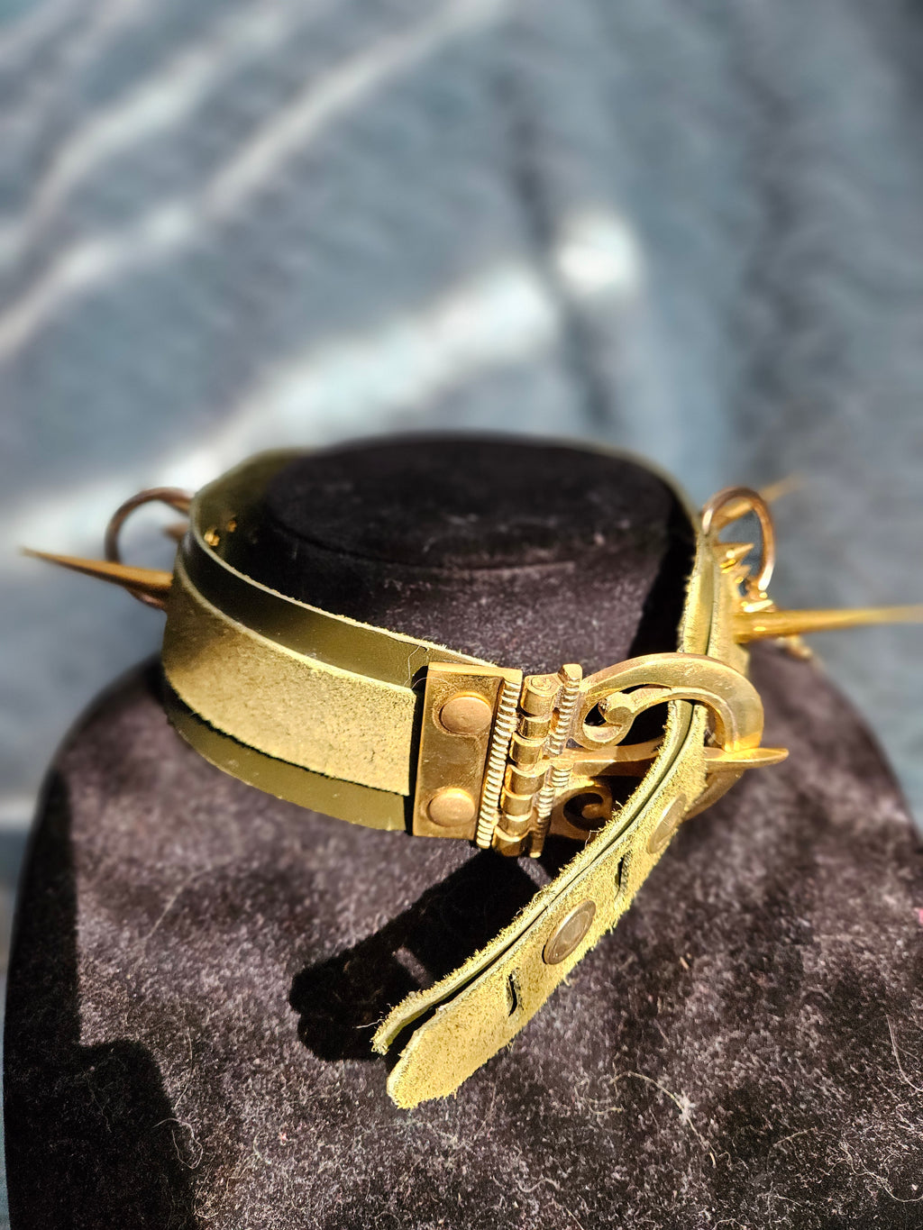 Mossy Chained Genuine Leather Choker